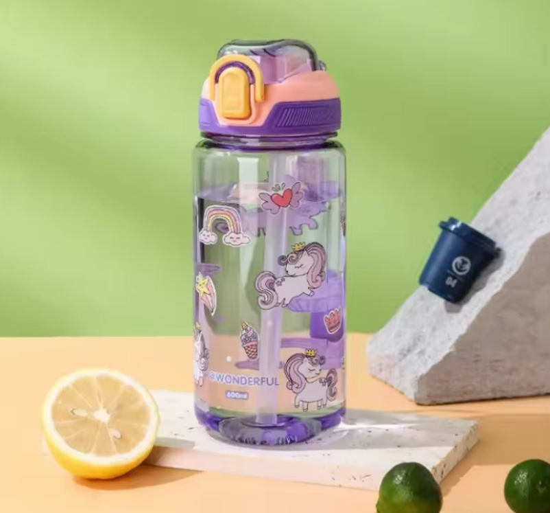 Gourde enfant anti-fuite | Colorée et ergonomique