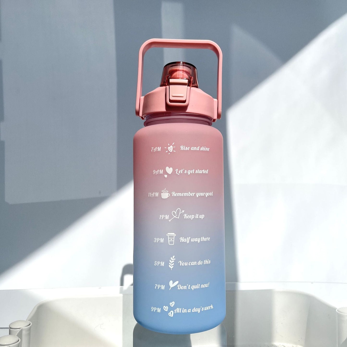 Gourde plastique 2L | Eco - Friendly - Lunch Box Boutique